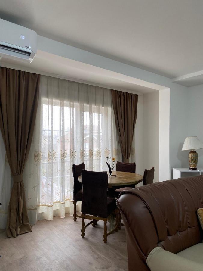 White Apartments Kosovo Polje Экстерьер фото